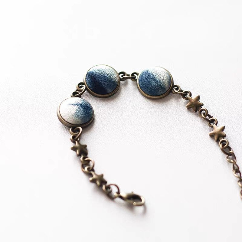 Tie-Dye Bracelet丨Star and Moon Vintage Bracelet Plant-Dyed Blue Jewelry Titanium Steel Minimalist, Fade-Resistant Commemorative Gift