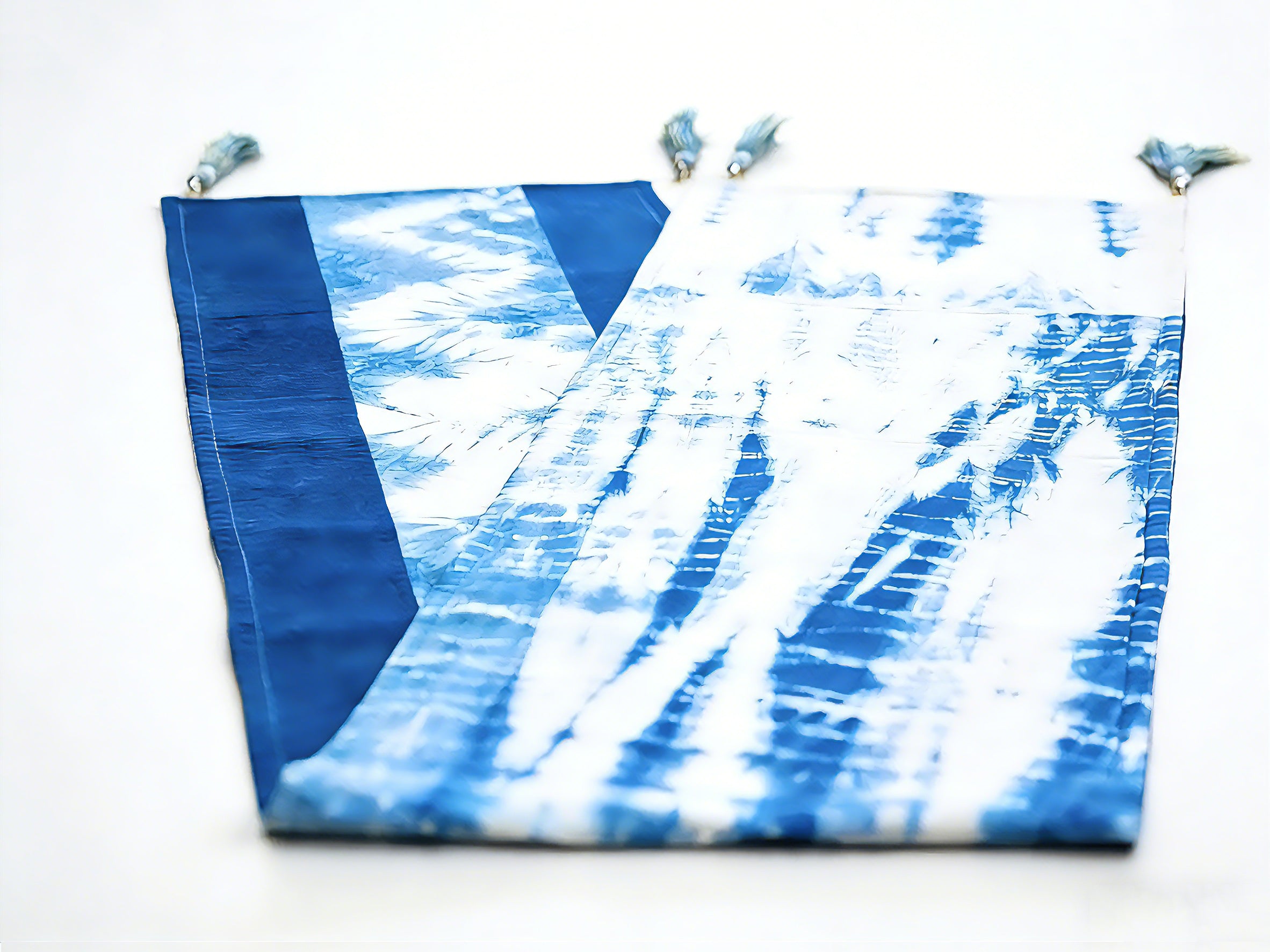 Handmade Indigo Tie-Dye Table Runner,Modern Table Scarf with Tassels, Unique Blue & White Pattern for Dining Table