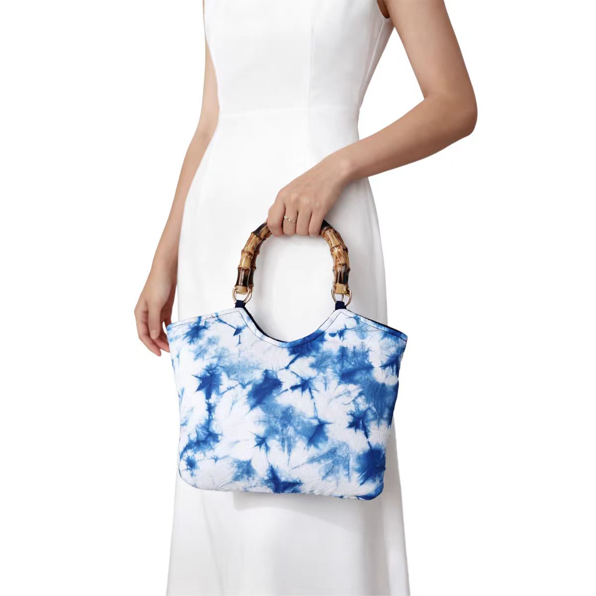 Hand-Tied Tie-Dye Bamboo-Handle Tote Bag Retro Artsy Versatile Fabric Bag Bamboo-Handle Tote with Large Capacity Travel Fabric Bag