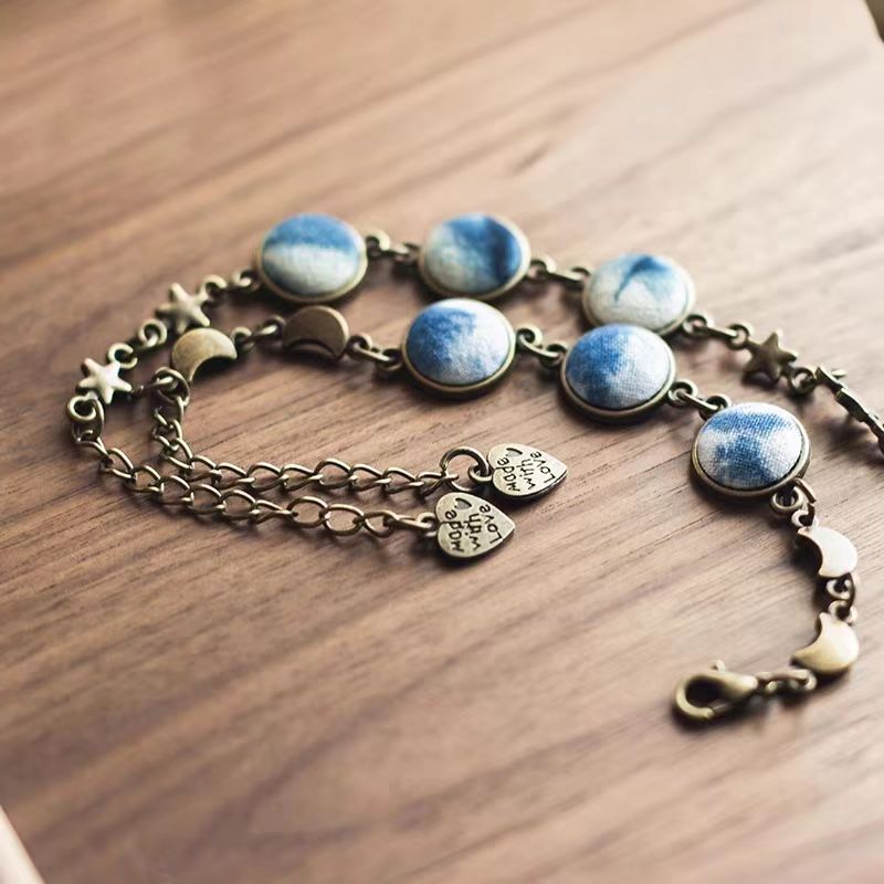 Tie-Dye Bracelet丨Star and Moon Vintage Bracelet Plant-Dyed Blue Jewelry Titanium Steel Minimalist, Fade-Resistant Commemorative Gift