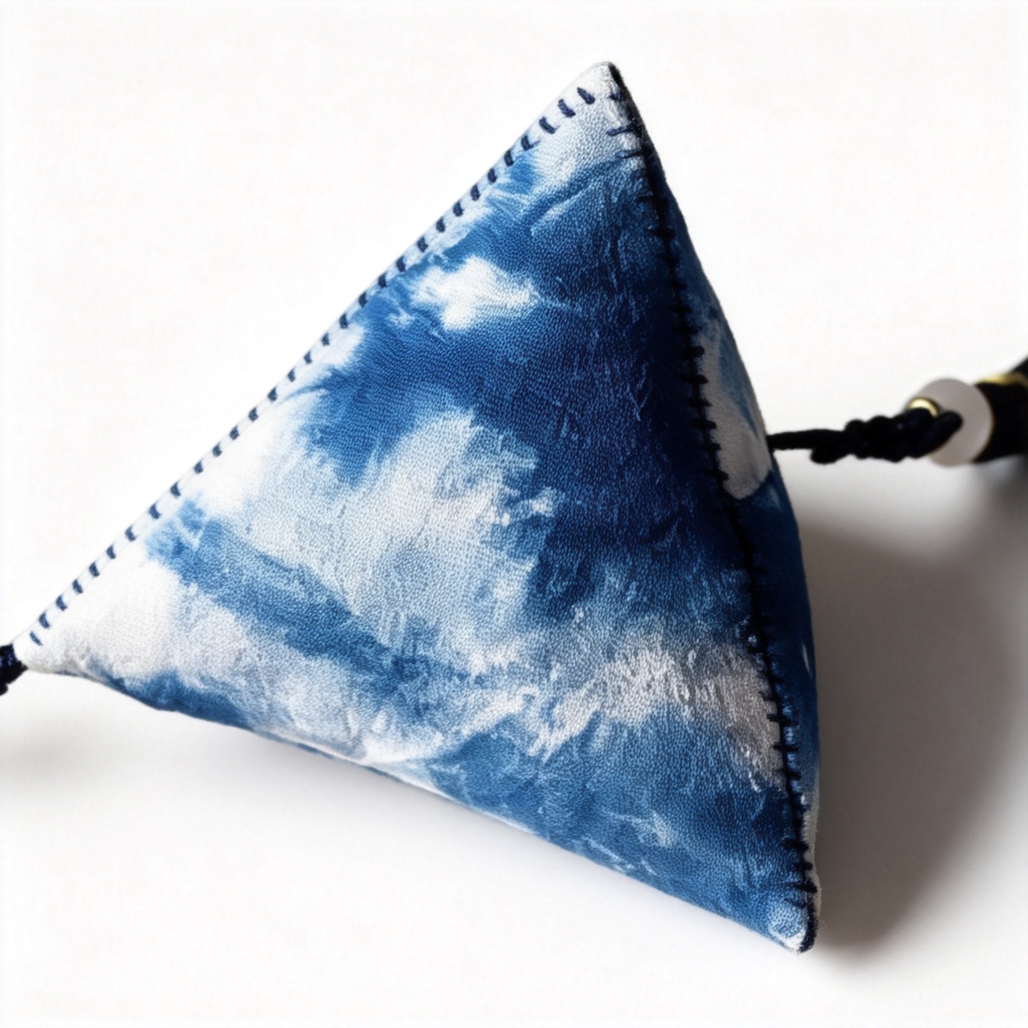 Indigo-Dyed Zongzi Charm – Handmade Shibori Tassel Bag & Car Ornament